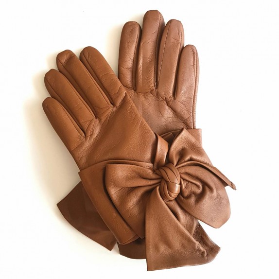 Leather gloves of lamb biscuit "PALOMA".