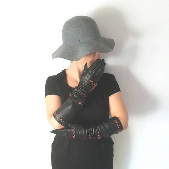 Gants en cuir d'agneau noirs et rouges "LILI".