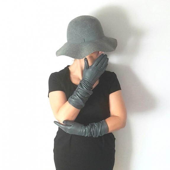 Leather gloves of lamb grey "ELISABETH".