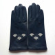 Leather gloves of lamb navy and dove "UCHIWA"
