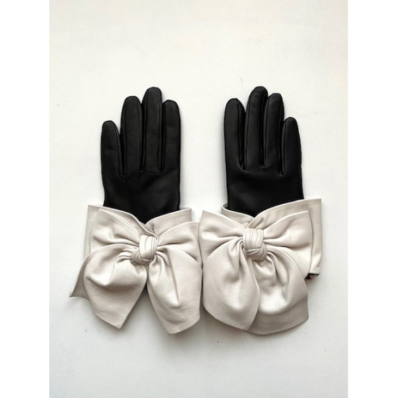 Leather gloves of lamb black and white "PALOMA".